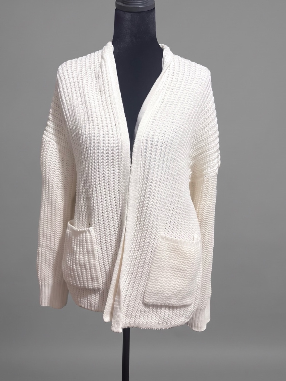 American Eagle Cream Open-Front Knit Cardigan Sweater size M